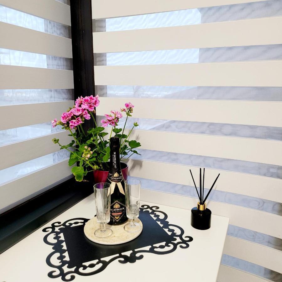 Zen Garden Apartament De Lux Nou Pe Malul Marii كونستانتا المظهر الخارجي الصورة
